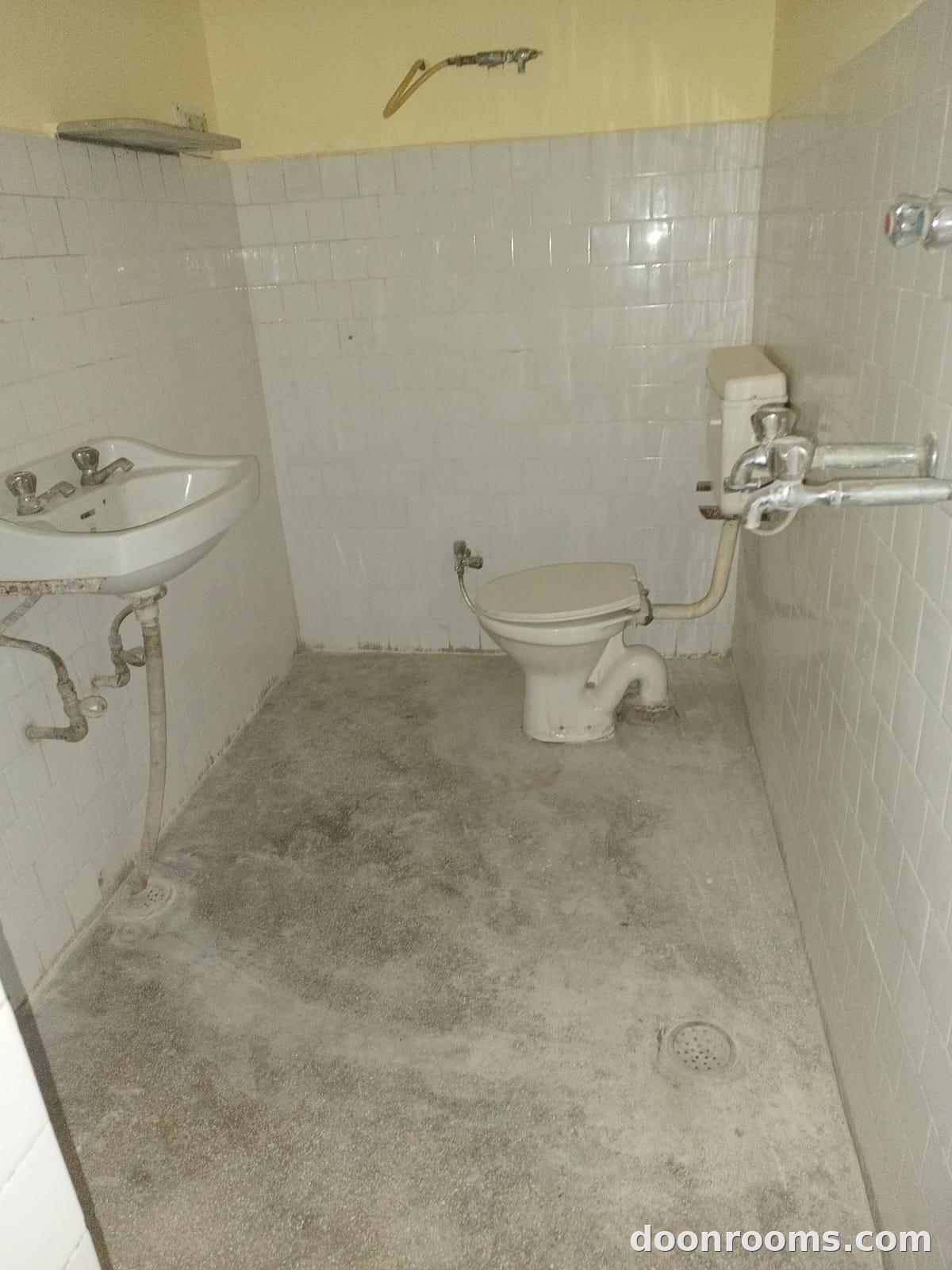 Tripal Room Set with kitchen and Bathroom in Dharampur