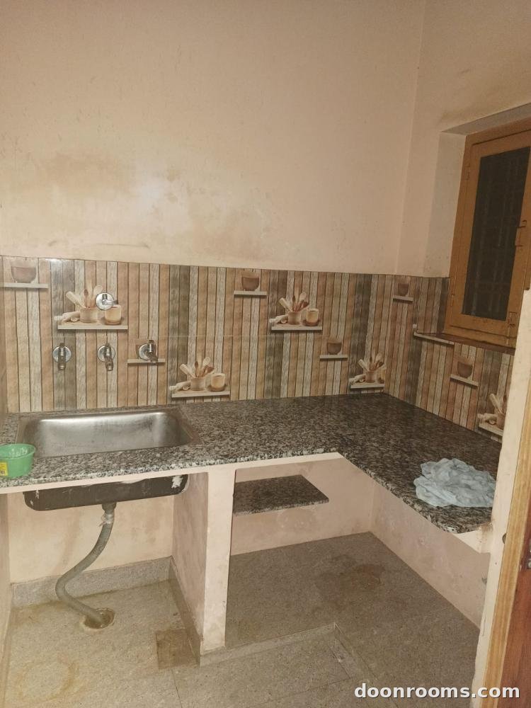 Single Room Available in Dharampur
