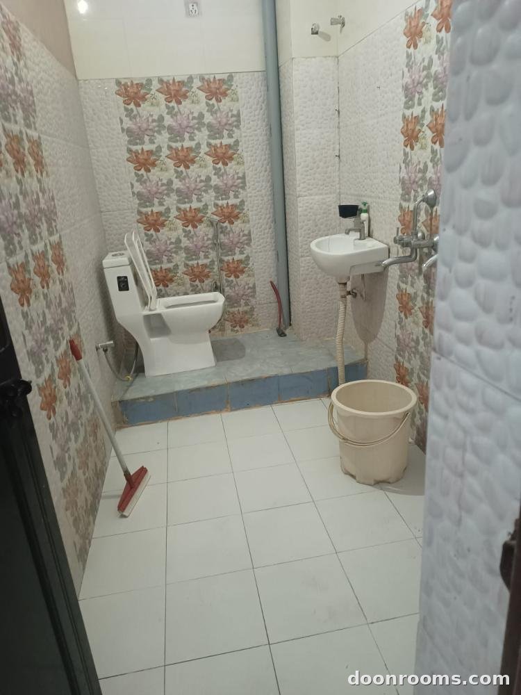 Double Room Available for Rent in Mata Mandir, Dehradun.
