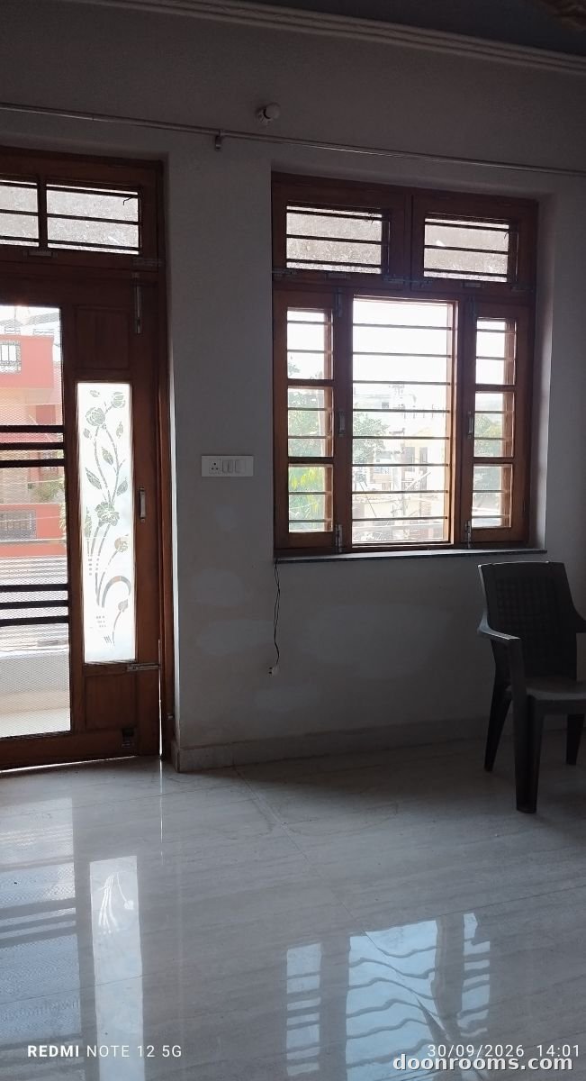 Five Rooms Two Bathrooms One kitchen flats available in Dharampur