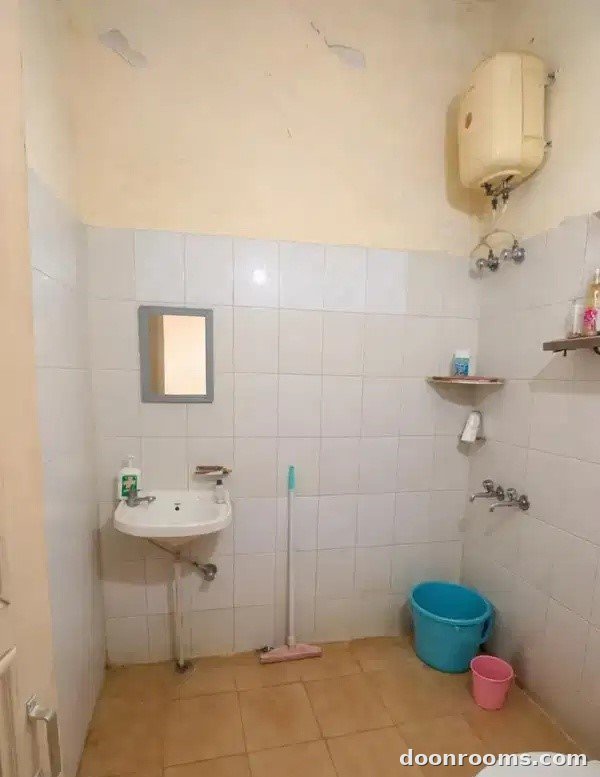 1 BHK - 1 Bathroom - 600 sqft