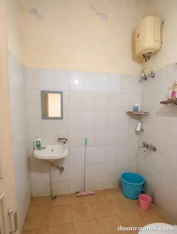 2 BHK - 1 Bathroom - 900 sqft