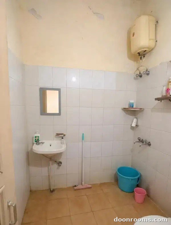 1 BHK - 1 Bathroom - 600 sqft